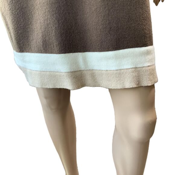 K. Jordan Brown Cream V Neck Long Sleeve Sweater Dress Size Medium - Picture 3 of 12